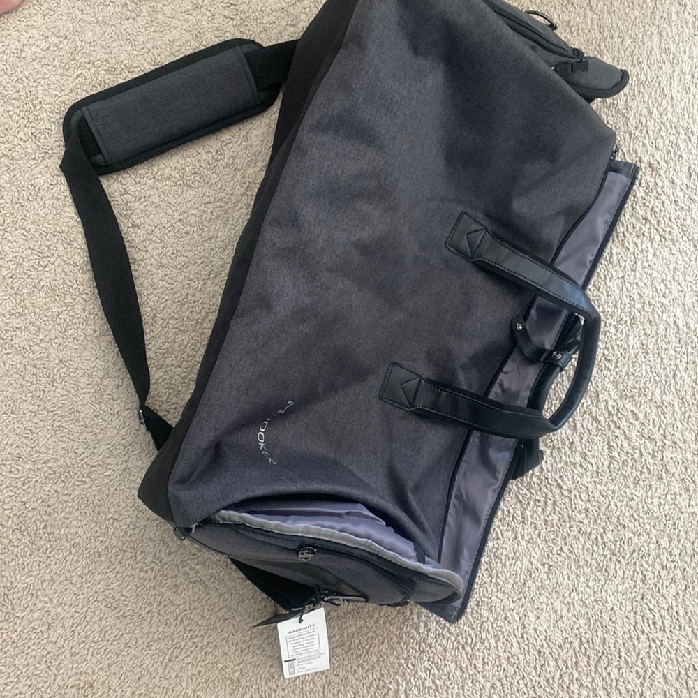 Convertible Garment Bag with Shoulder Strap - Luggage